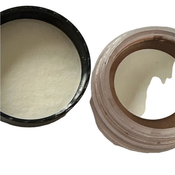 - CLOSEOUT***Young Living Multi Tasker Make Up  NEW - Picture 3 of 3